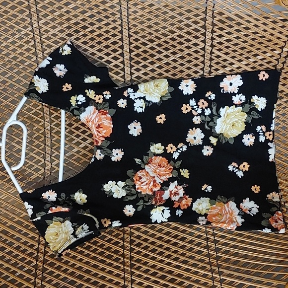 🇨🇦 GARAGE WOMEN'S FLORAL TOP - Picture 3 of 5